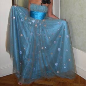 Sherri Hill Strapless Prom Dress